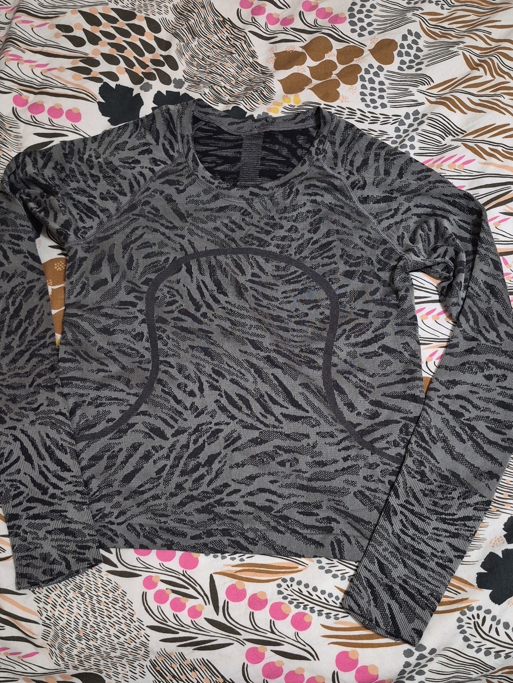 Lululemon Swiftly Tech Long Sleeve Shirt 2.0